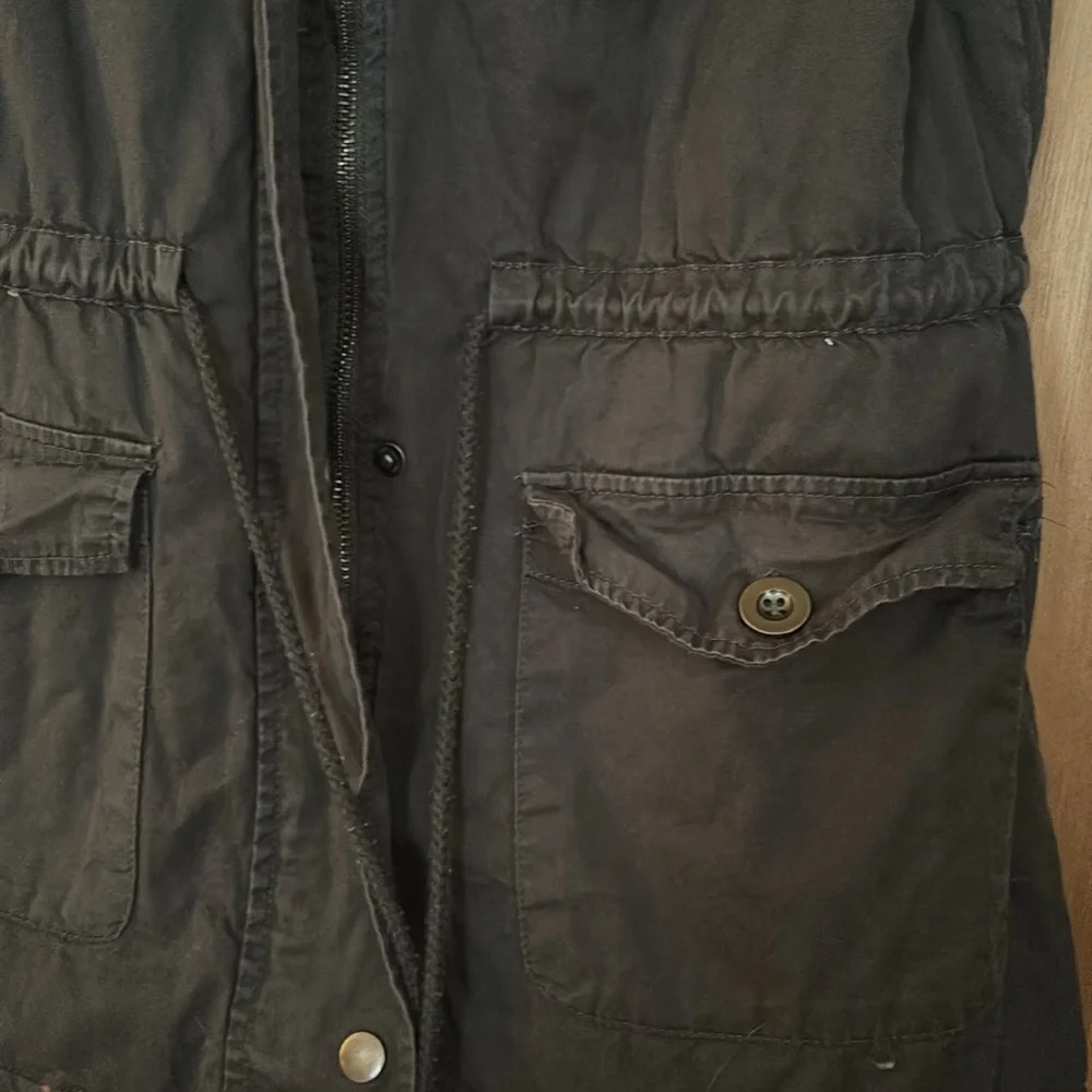 Vegan C’est Toi Fleece Lined Hooded Warm Vest - Picture 4 of 7